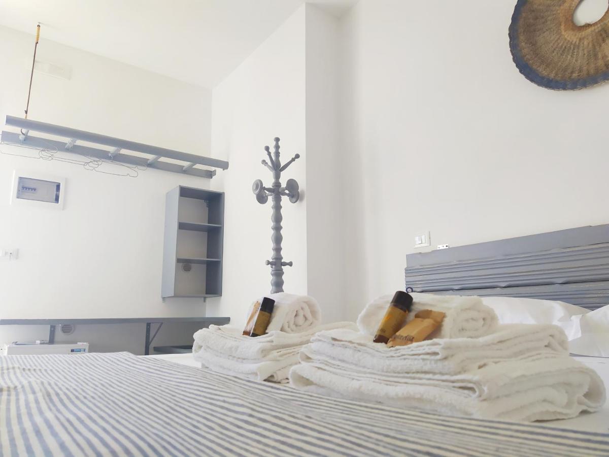 Li Perrini Boutique B&B Acquarica Экстерьер фото